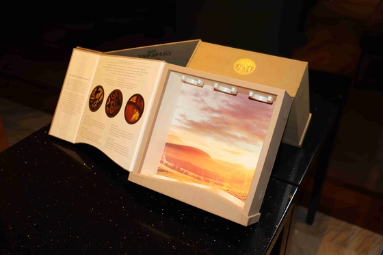 Vin de boîte rigide respectueux de l'environnement avec sérigraphie
