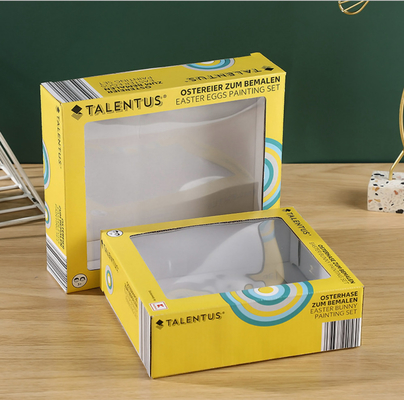 4C PMS a compensé Toy Packaging Box avec e cannelure de fenêtre a ridé le matériel de papier